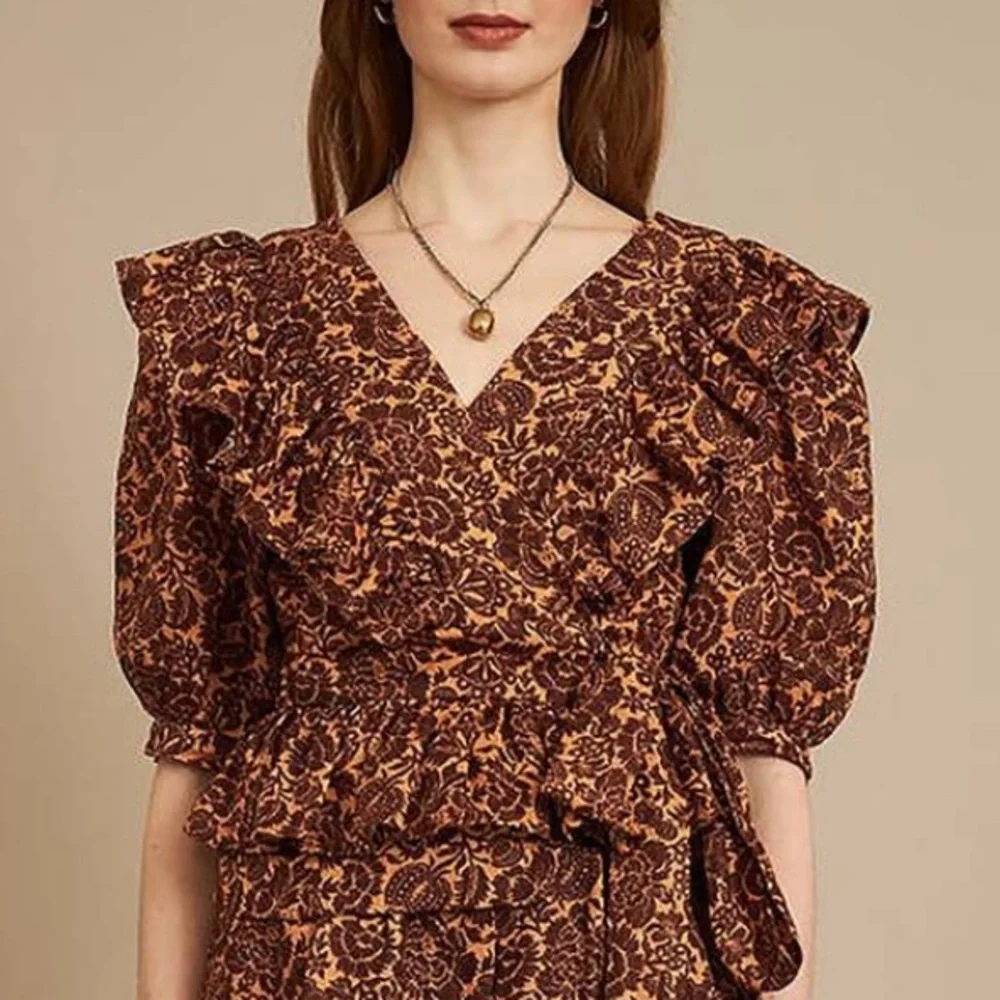 NWOT Christy Lynn Stephanie Wrap Top Sienna Linen Size Medium - Picture 15 of 16
